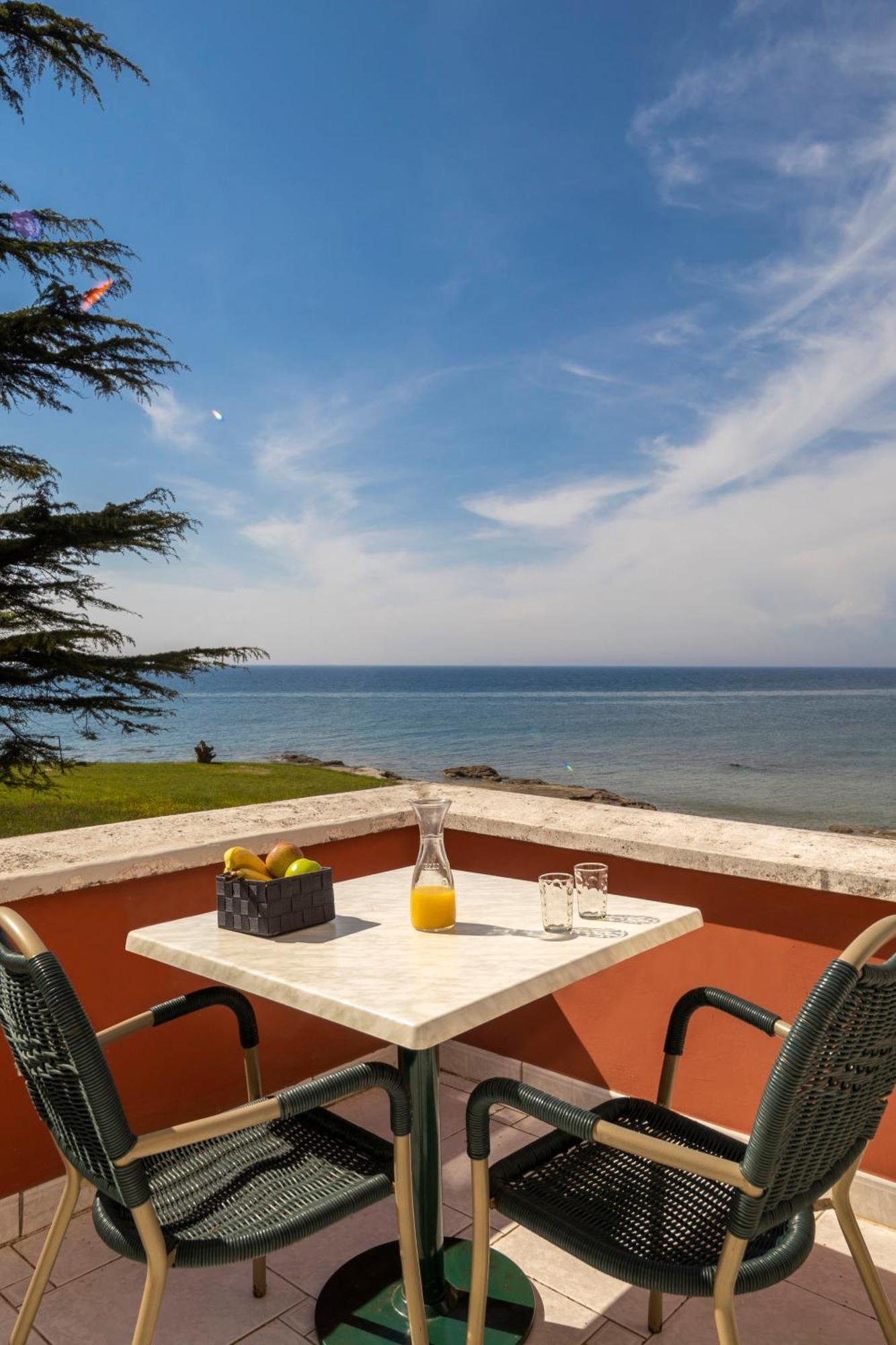 Villa Valdepian Apartments Savudrija Esterno foto
