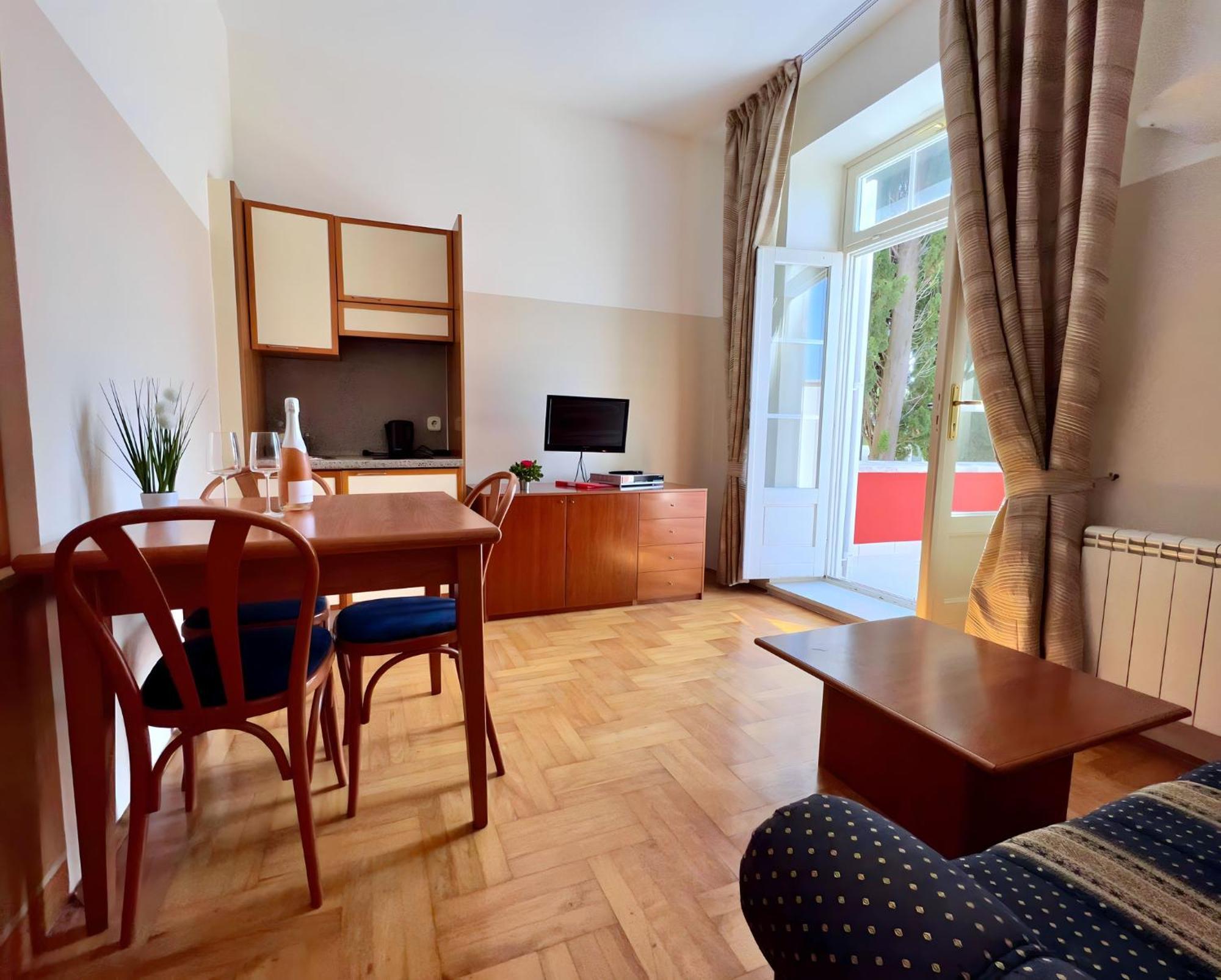 Villa Valdepian Apartments Savudrija Esterno foto